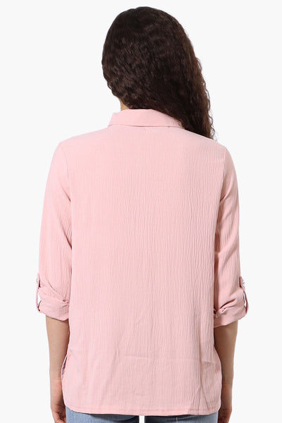 Chemise boutonnée à manches retroussables de la société International INC - Rose