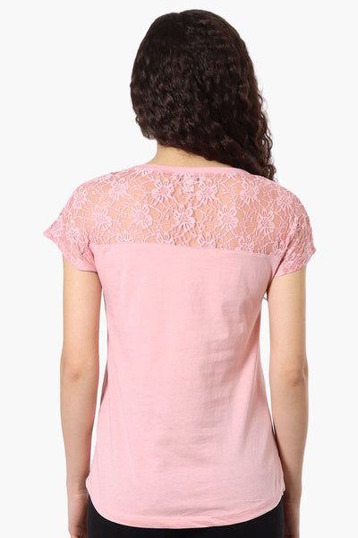 T-shirt à manches courtes en dentelle florale Majora - Rose